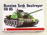 1/48精密ソ連機甲師団シリーズNo.303　ソ連駆逐戦車SU85＃